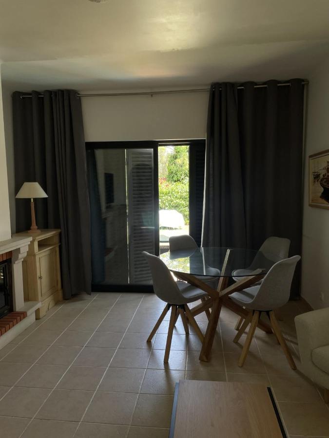Apartamentos Santa Teresinha Alvor Eksteriør bilde