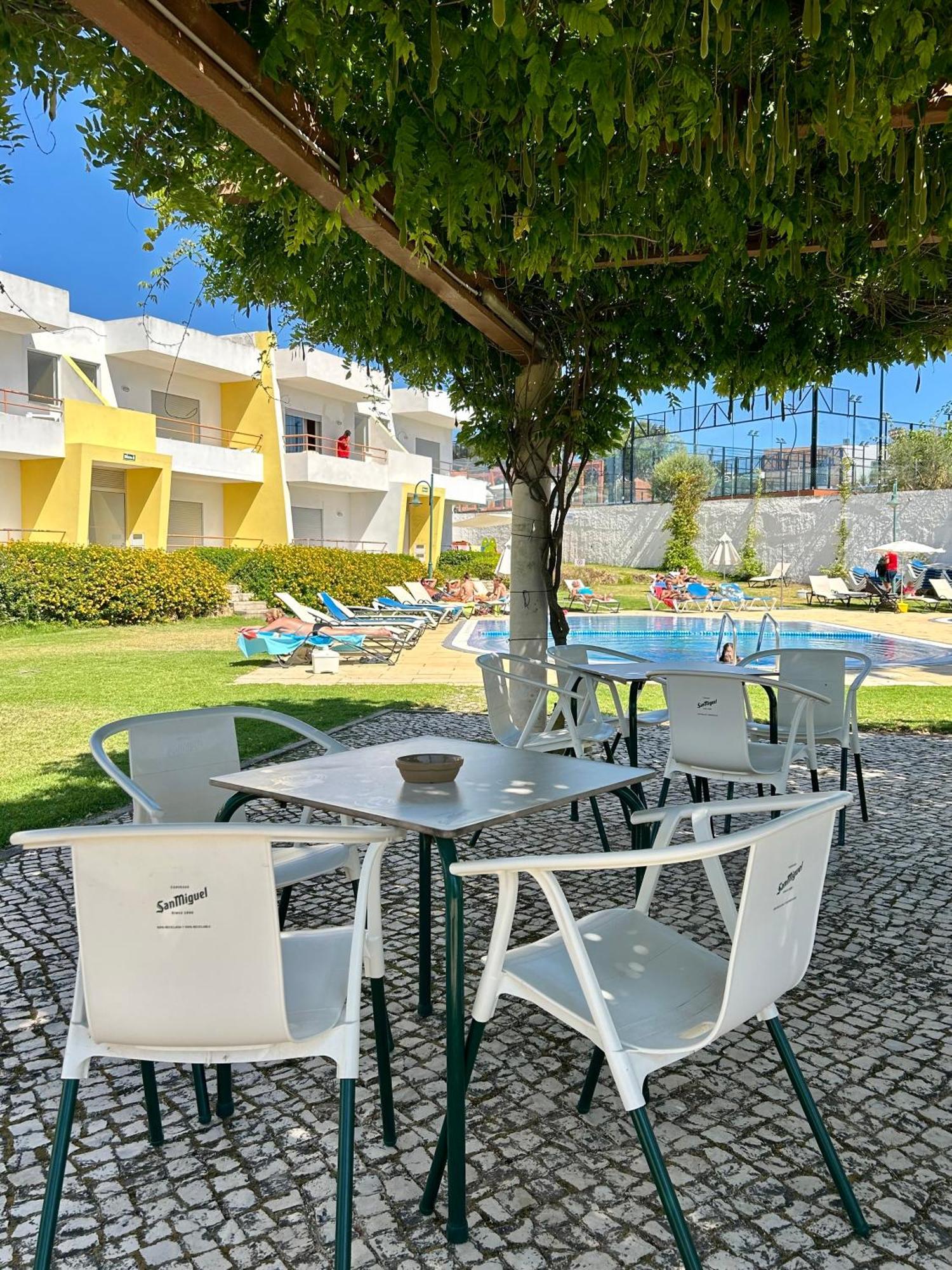 Apartamentos Santa Teresinha Alvor Eksteriør bilde