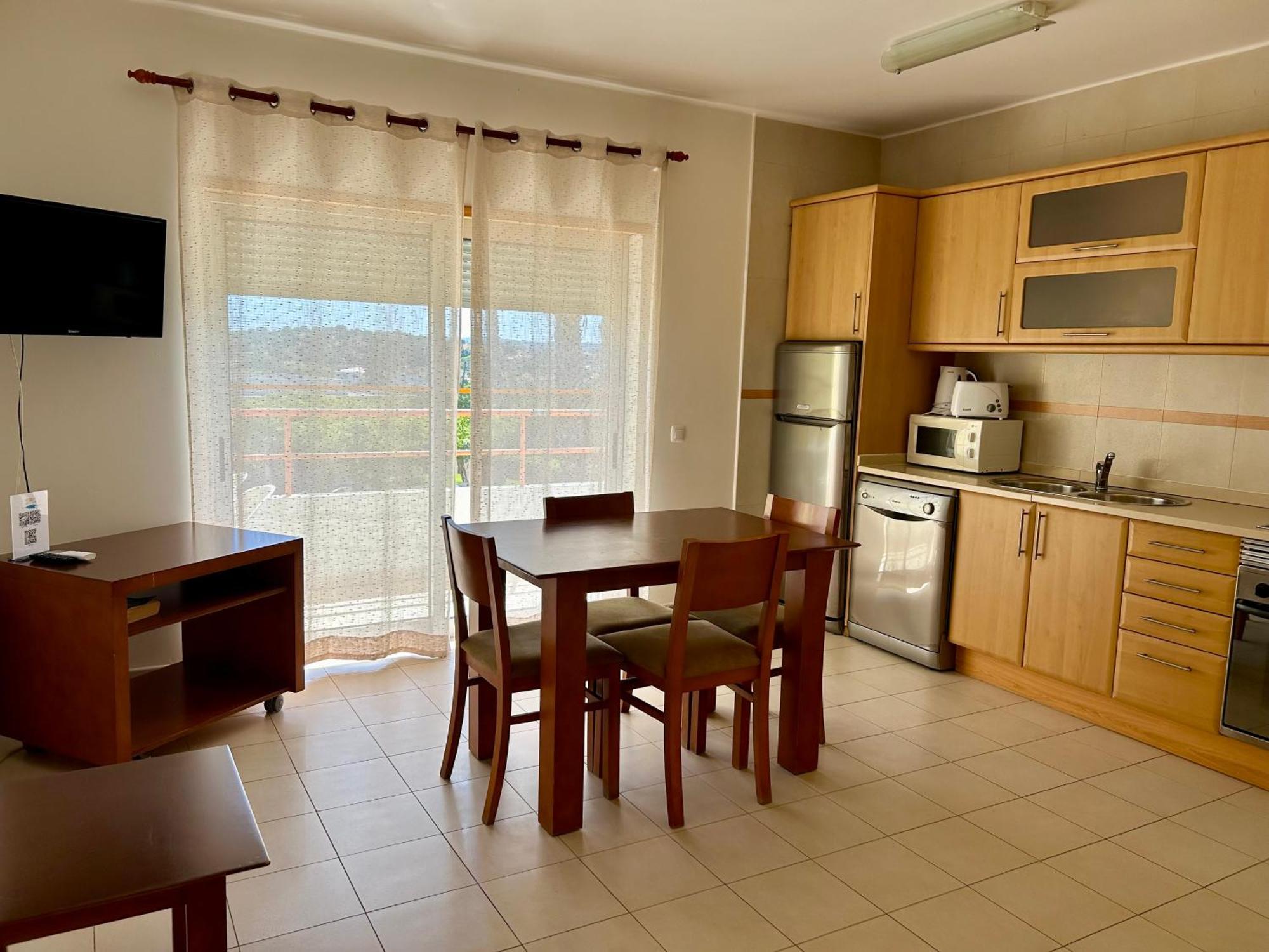 Apartamentos Santa Teresinha Alvor Eksteriør bilde