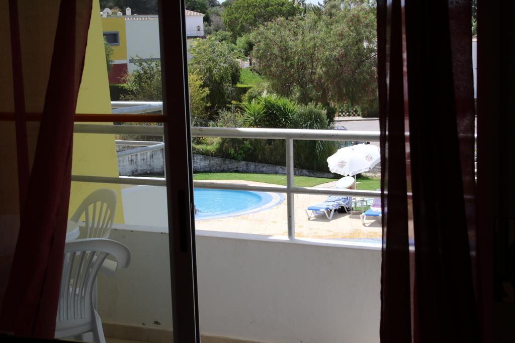 Apartamentos Santa Teresinha Alvor Eksteriør bilde