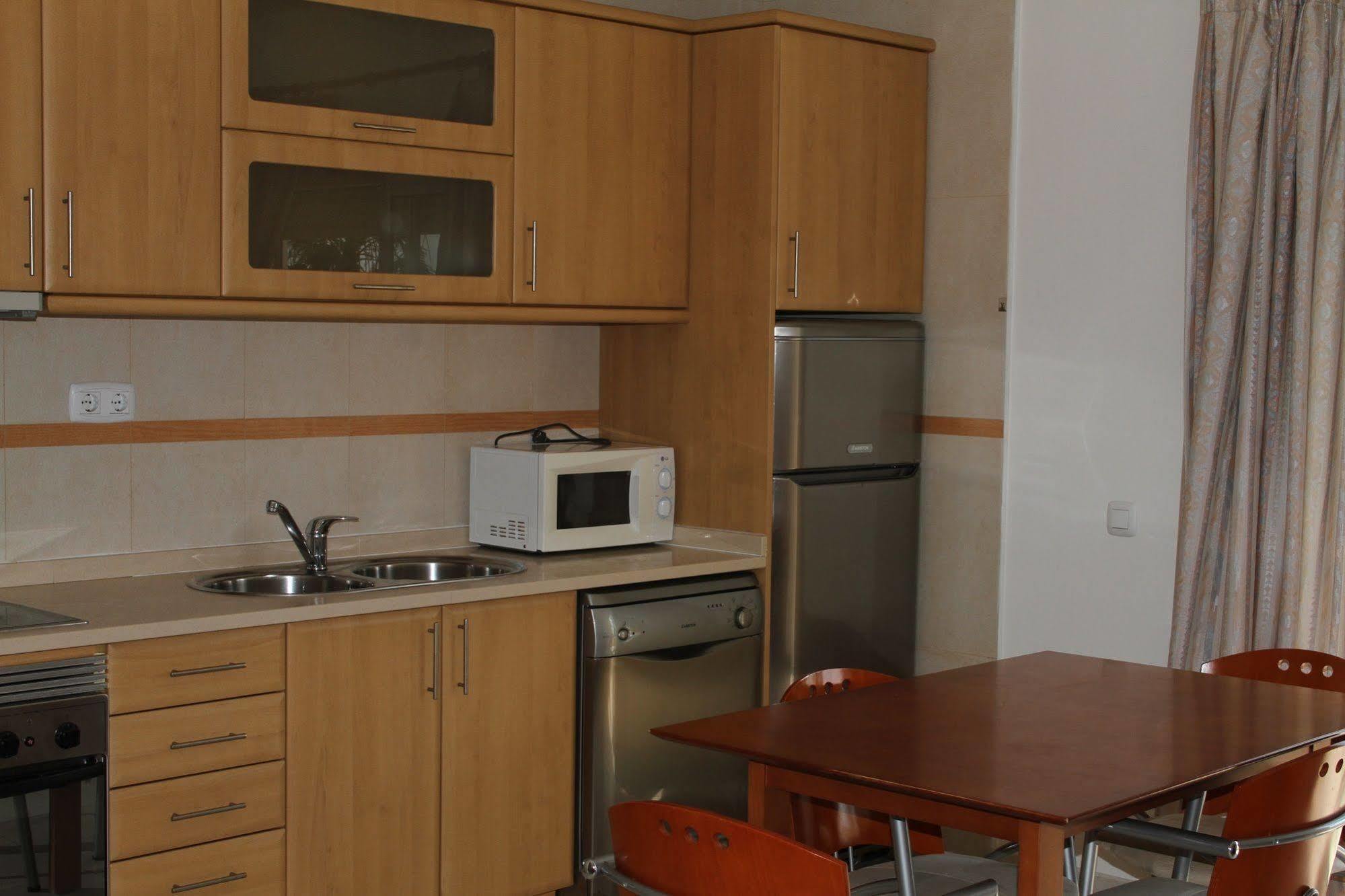 Apartamentos Santa Teresinha Alvor Eksteriør bilde
